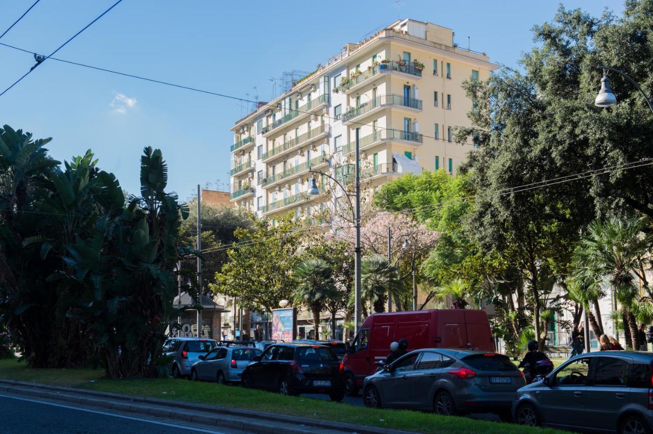 Interno 10 Cavour Bed & Breakfast Napoli Exterior foto